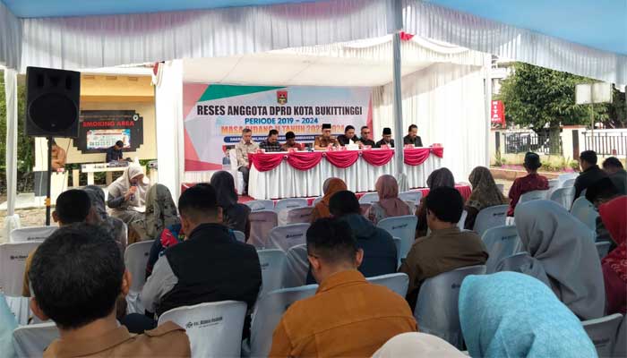 Anggota Dprd Kota Bukittinggi Dapil Mandiangin Koto Selayan Laksanakan Reses