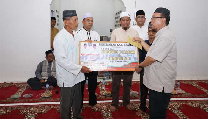 Sekda Asahan Pimpin Tim Safari Ramadan ke Mushala Al Huda Utomo Tanjung Asri 1 Sekda Asahan Pimpin Tim Safari Ramadan ke Mushala Al Huda Utomo Tanjung Asri