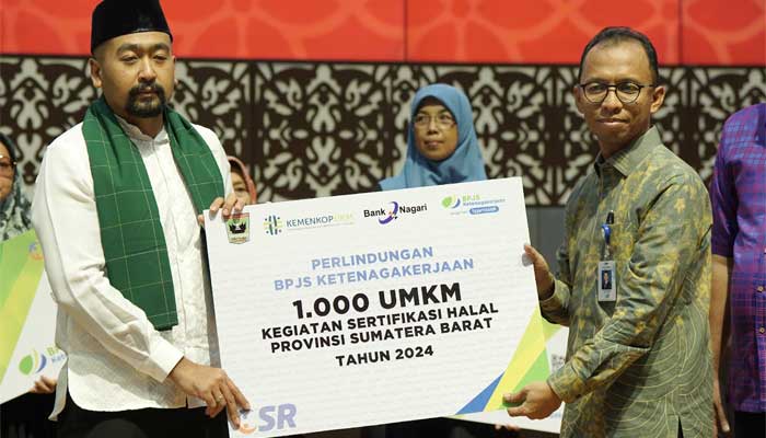 Wagub Sumbar, Audy Joinaldy hadiri kegiatan Fasilitasi Pendampingan Sertifikat Halal Self Declaire Gratis bagi 1.000 Usaha Mikro Sumbar di Auditorium UNP