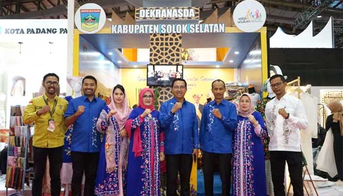 Bawa Produk Khas, Stand Solok Selatan di Inacraft Banjir Pengunjung 1 Stand Solok Selatan di Inacraft 2024