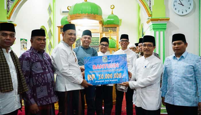 Tim Safari Ramadan Kabupaten Solok Kunjungi Masjid Raya Singkarak