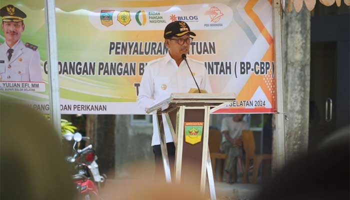Bupati Solsel: Proses Pengajuan Bantuan Panjang, Jangan Tak Sampai ke Masyarakat! 1 Bupati Solok Selatan, H. Khairunas