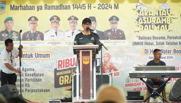 Bupati Solok Selatan, H Khairunas sampaikan sambutan pada pembukaan Sarantau Sasurambi Balimau Season III