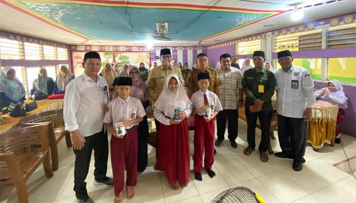 Baznas Perkenalkan Program Gemar Berinfak Kepada Murid Sd Se-Kabupaten Dharmasraya