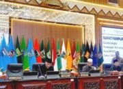 Rapat Paripurna Dprd Sumbar Terkait Penetapan Rpjpd Sumatera Barat 2025-2025