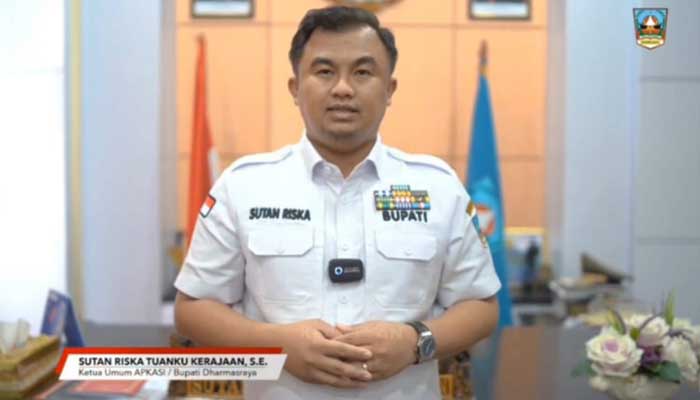 Bupati Dharmasraya, Sutan Riska Tuanku Kerajaan