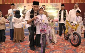 Yayasan Abulyatama Indonesia Cabang Padang Santuni 1.000 Anak Yatim Penghapal Alquran