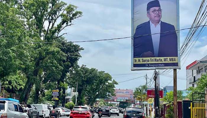 Baliho Surya Tri Harto