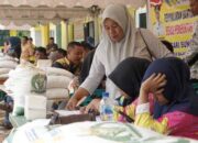 Bantuan Beras Bagi Masyarakat Kecamatan Sangir Balai Janggo, Kabupaten Solok Selatan