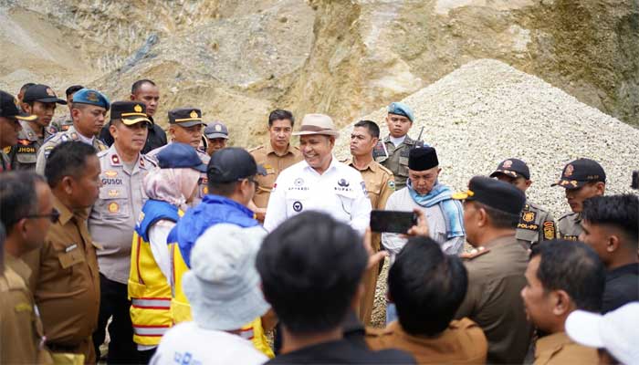 Bupati Solok Cek Lokasi Tambang Galian C di Aie Dingin