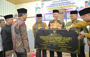 Gubernur Sumbar Resmikan Musala, Edotel Dan Teaching Factory Smkn 3 Padang