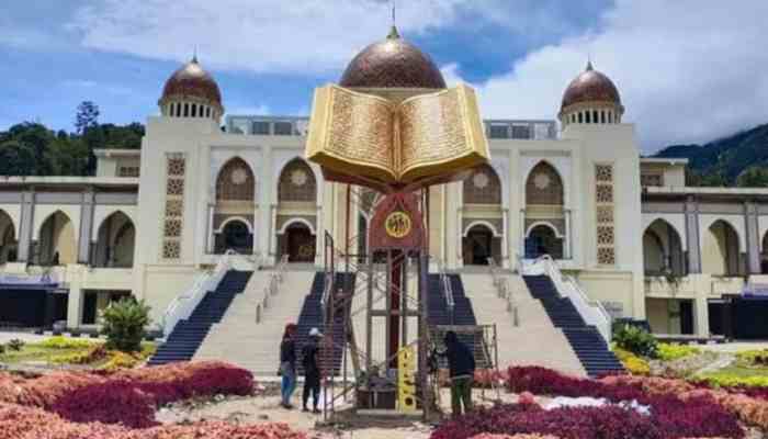 Semarakkan Idul Fitri, Pemko Padang Panjang Gelar Takbir Keliling 1 Islamic Center Kota Padang Panjang