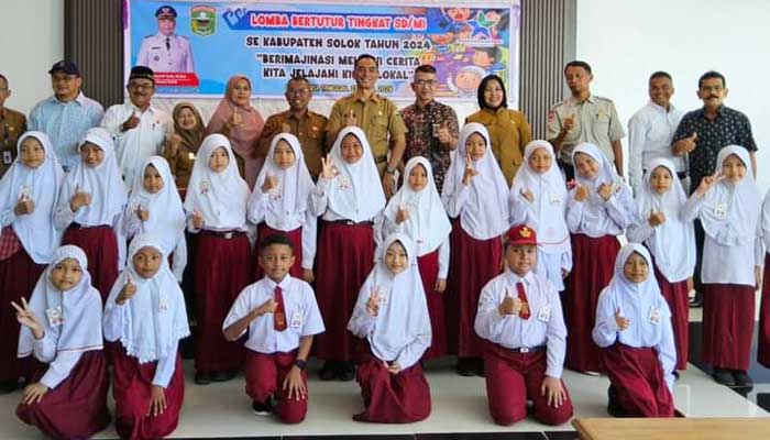 Sekdakab Solok, Medison Buka Lomba Bertutur Tingkat SD dan Carnaval Literasi