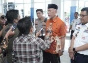 Gubernur Mahyeldi Laporkan Bencana di Sumbar ke Presiden Jokowi