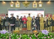Pengusaha Rendang Sumbar Bersatu dalam Hipermi, Gubernur Mahyeldi Lantik Pengurusnya