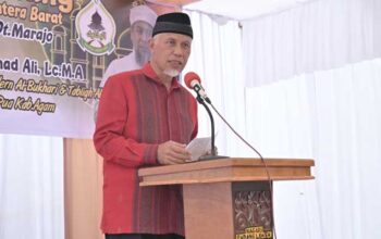 Gubernur Sumbar Mahyeldi