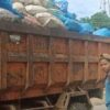 Petugas kebersihan DLH Dharmasraya