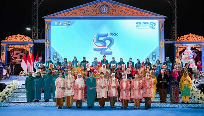 Hari Kesatuan Gerak PKK ke-52 di Solo, Jawa Tengah