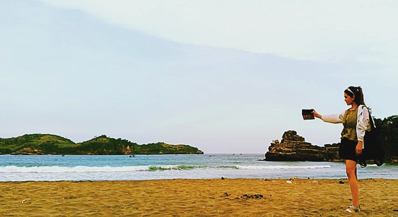 Menjelajahi Keindahan Pantai Serit di Blitar 1 IMG 20240522 WA0038 1