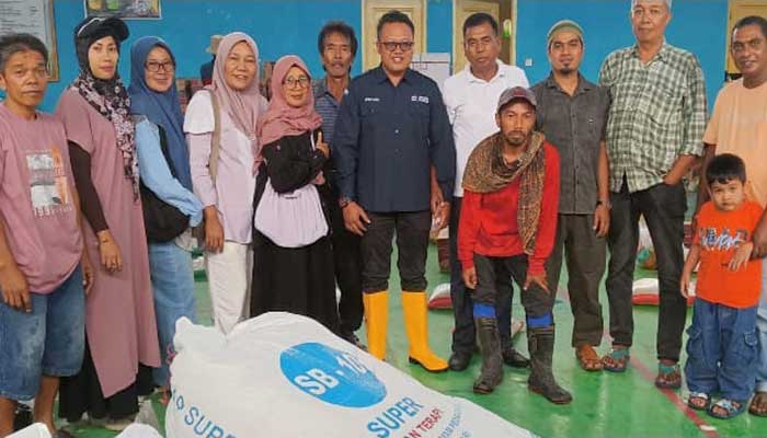 Ikatan Keluarga Besar Perabot Payakumbuh Peduli Korban Galodo Lahar Dingin di Bukik Batabuah Agam