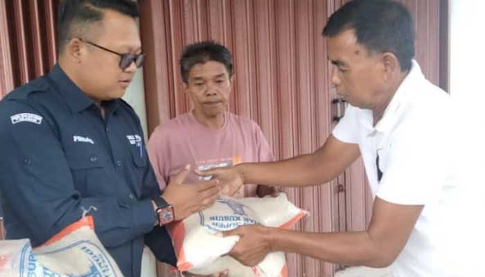 Ikatan Keluarga Besar Perabot Payakumbuh Peduli Korban Galodo Lahar Dingin di Bukik Batabuah Agam