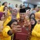 Sekda Muba, Apriyadi Mahmud bersama penerima program kuliah gratis