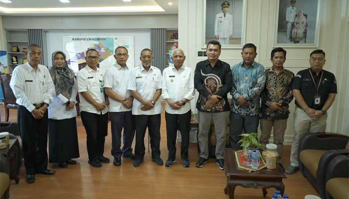 Terungkap saat Audiensi dengan Bupati, Kabupaten Asahan akan Launching Pilkada 2024 1 Bupati H Surya terima audiensi KPU Kabupaten Asahan