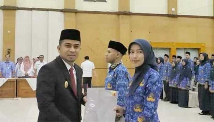 Wakil Walikota Solok, Ramadhani Kirana Putra serahkan SK PPPK