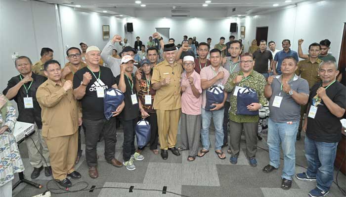 Gubernur Sumbar Buka Pelatihan Juru Sembelih Halal Ruminansia di Bukittinggi