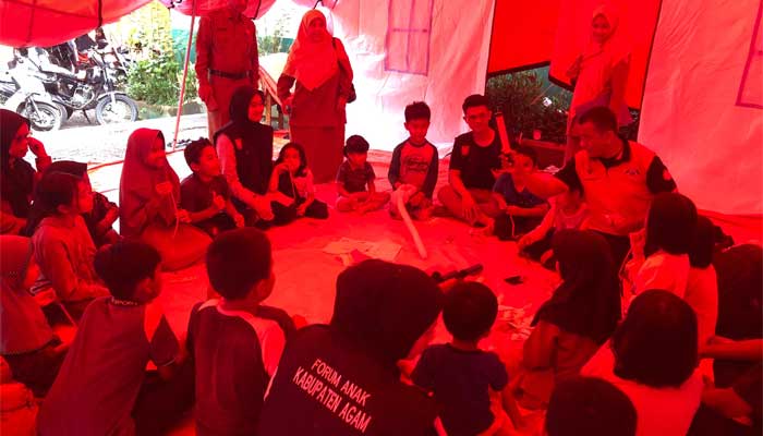 Trauma Healing Pascabencana, Pemkab Agam dan Kemensos Pulihkan Semangat Anak-Anak 1 Pemkab Agam dan Kemensos Pulihkan Semangat Anak-Anak