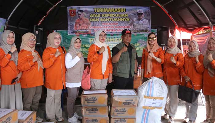 Pemko Padang Bantu Korban Banjir Bandang di Agam