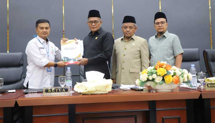 Rapat Paripurna penyampaian akhir fraksi-fraksi DPRD Kota Padang terhadap Pertanggungjawaban Pelaksanaan APBD tahun 2023