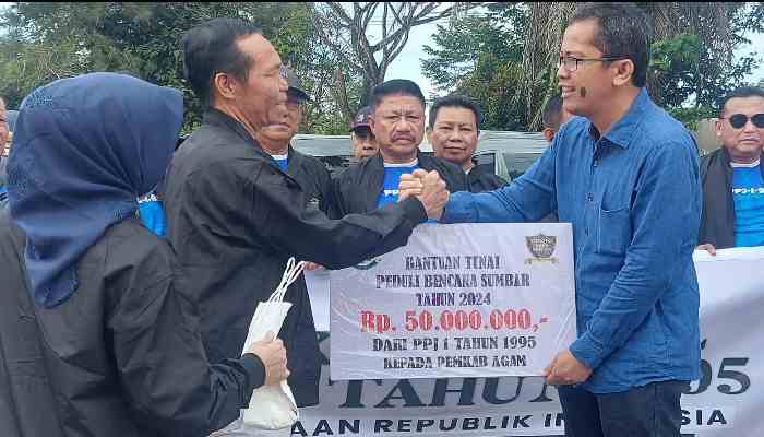 Persatuan Jaksa PPJ1 1995 Bantu Korban Banjir Bandang di Kabupaten Agam