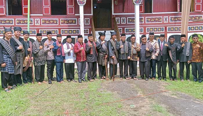 Suku Sikumbang Nagari Salo Lewakan Gala Dt Tan Marajo dan Dt Rajo Sikampuang