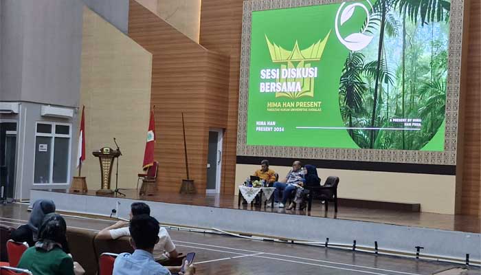 Ketua DPRD Sumbar, Supardi Bagikan Pengalaman dalam Diskusi dengan Mahasiswa Hima Han Fakultas Hukum Unand