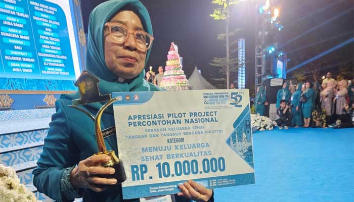 TP PKK Kabupaten Asahan melalui Desa Sei Silau Barat, Kecamatan Setia Janji berhasil meraih juara 1 Tingkat Nasional pada lomba Pilot Project Desa Tanggap dan Tangguh Bencana Peduli Keluarga Berkualitas.