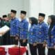 Wako Bukittinggi Serahkan SK PNS dan CPNS serta Kenaikan Pangkat periode April 2024
