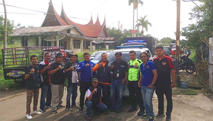 Wartawan Luak 50 dan Polres Payakumbuh Salurkan Bantuan Bencana Alam di Tanah Datar