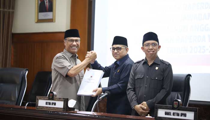 Wawako Bukittinggi Sampaikan RPJPD Tahun 2025-2045