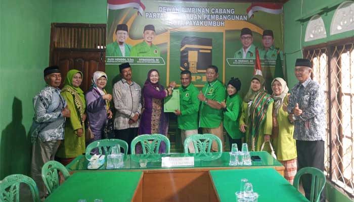 Yernita, Mendaftar Cakada di Partai PPP Payakumbuh