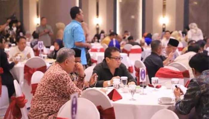 Wali Kota Solok, Zul Elfian Umar hadiri acara pengantar tugas jabatan Danrem 032/Wirabraja