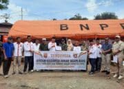 IKLA Riau Kembali Serahkan Bantuan untuk Korban Bencana Galodo di Agam