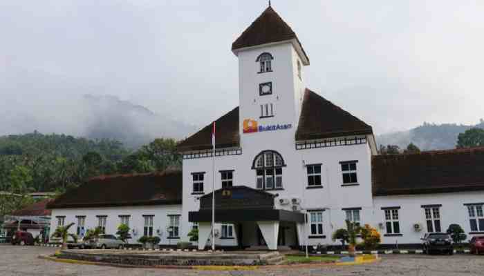 Berkunjung ke Sawahlunto, Belum Lengkap Jika Belum Berswafoto dengan Kantor PTBA Unit Produksi Ombilin 1 Kantor PTBA Unit Produksi Ombilin Sawahlunto