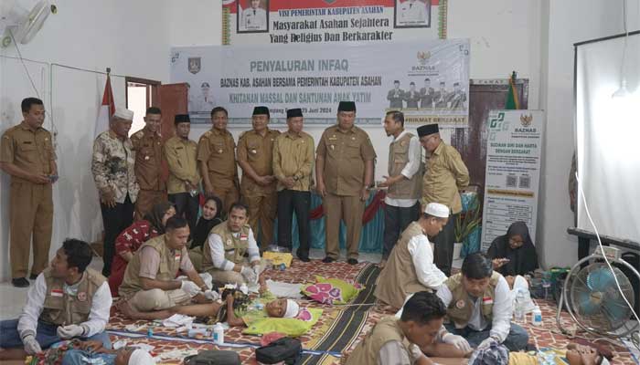 Pemkab bersama Baznas Asahan Gelar Khitanan Massal dan Santunan Anak Yatim 1 Pemkab Asahan Gelar Khitanan Massal dan Santunan Anak Yatim