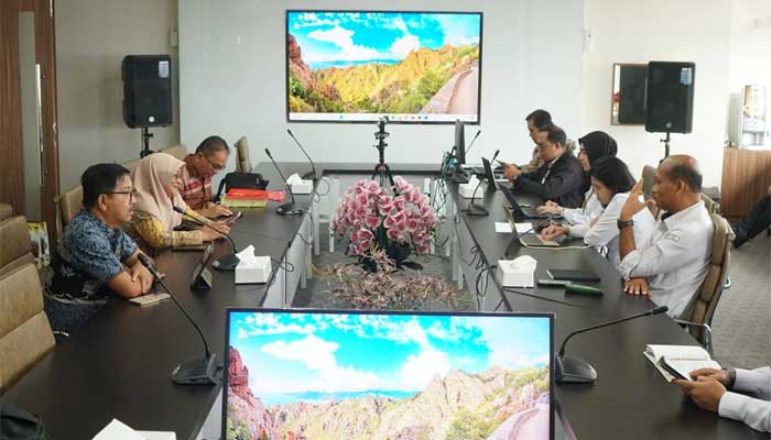 Bupati Solok Selatan, H Khairunas sambangi Kementerian