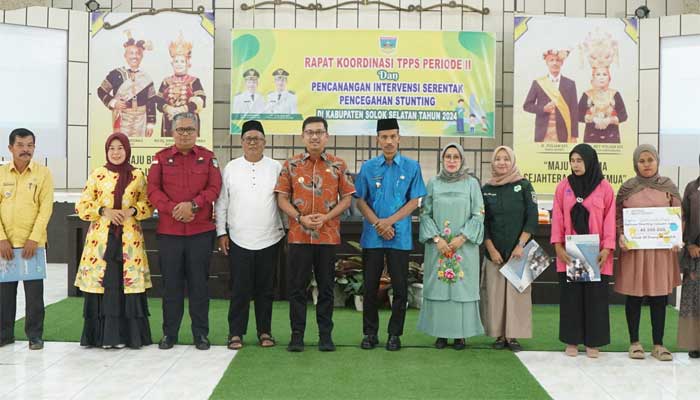 Rapat Koordinasi TPPS Periode 3 dan Pencanangan Intervensi Serentak Pencegahan Stunting di Kabupaten Solok Selatan