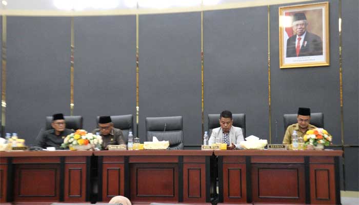 Pimpinan DPRD Kota Padang