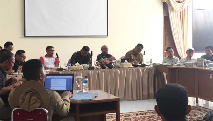 Rapat evaluasi tanggap darurat di Mess Pemda Agam