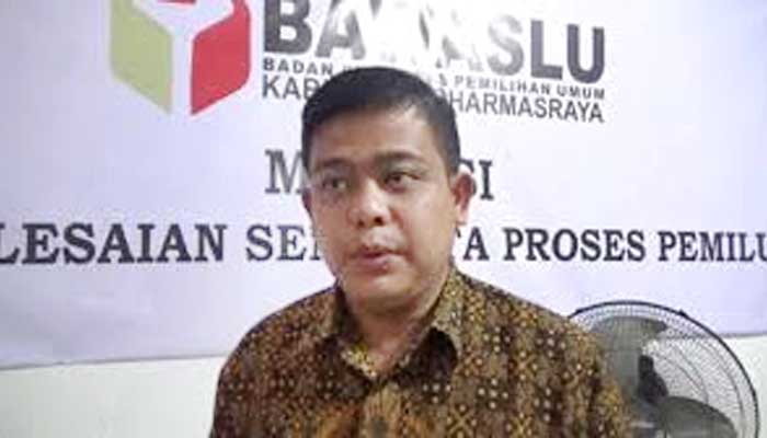 Alde Rado, Koordinator Divisi Hukum, Pencegahan, Partisipasi Masyarakat dan Humas Bawaslu Dharmasraya