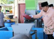 Bupati Agam Resmikan Program Buang Sampah-Beli Sampah dan Bank Sampah Sumber Berkah 9 Bupati Agam Resmikan Program Buang Sampah-Beli Sampah dan Bank Sampah Sumber Berkah